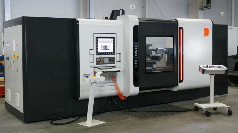 DENN NTR-130 metal spinning machine